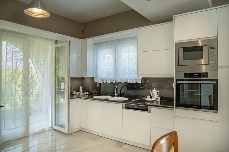 Villa Rodami Artisan Manor *