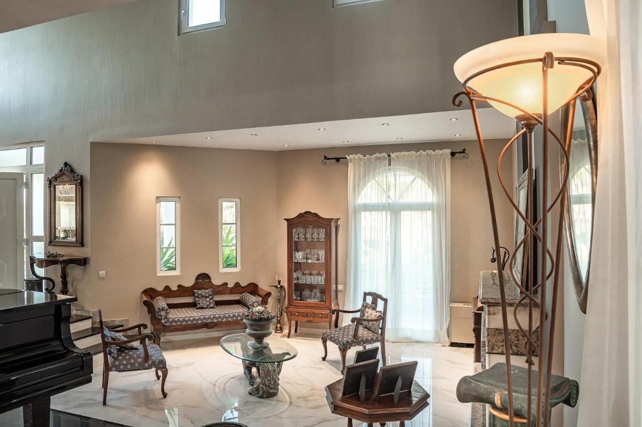 Villa Rodami Artisan Manor